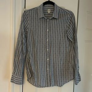 Gap button down shirt.